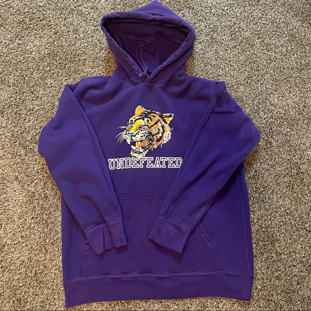 Lightly worn Undefeated Hoodie XXL